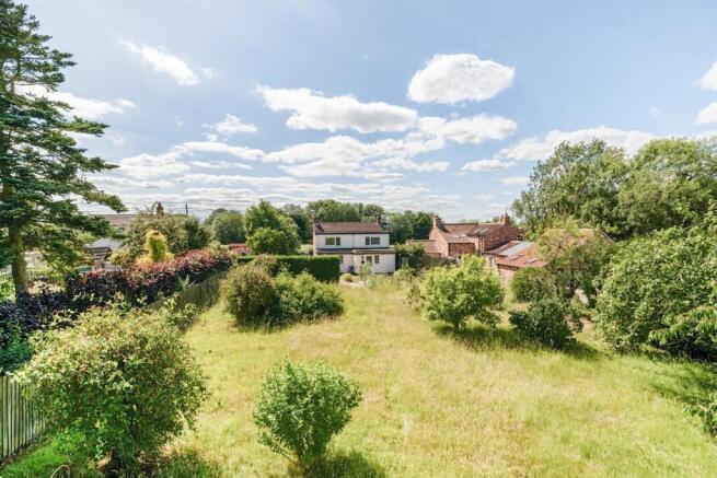 REAR OF THE PROPERTY.jpg