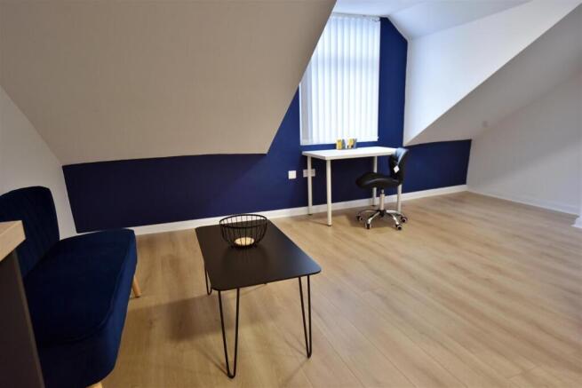 1 bed Apartment to rent Image 6