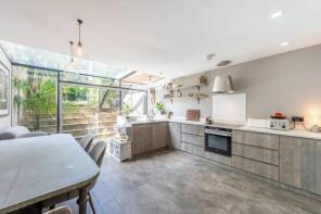 119, Arlington Road, London NW1 7ET
