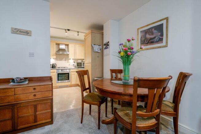 1 bed Apartment for sale Image 7