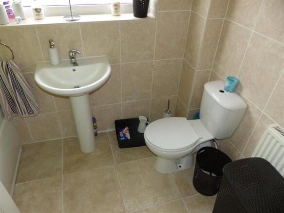 012.JPG