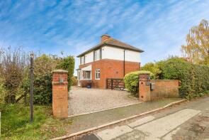 Banham House, Celyn Lane, Guilsfield, Welshpool SY21 9PU