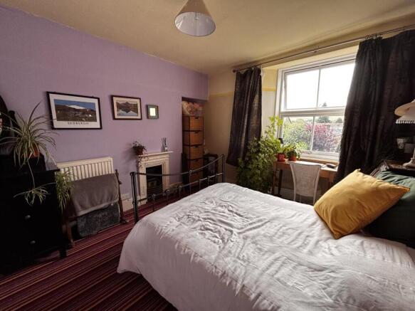 4 bed Terraced for sale Image 7