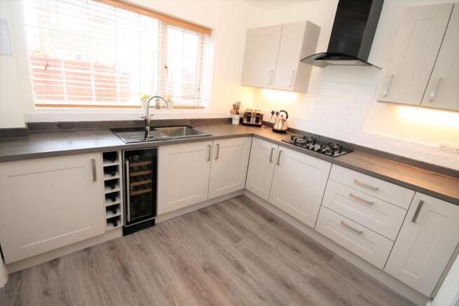 kitchen1.JPG