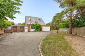 Brook End House, Brook End, Aylesbury HP22 5RF