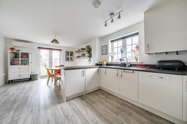 Kitchen/Dining Room