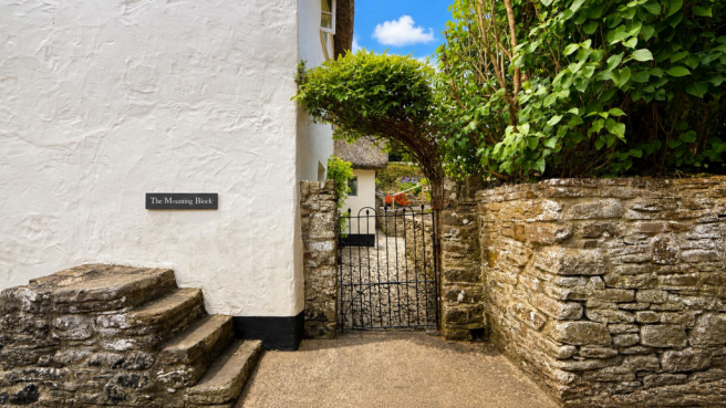 Front Mounting Block.png