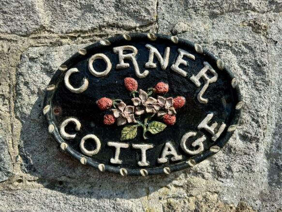 Corner Cottage Sign