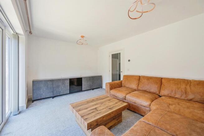 Lounge:
