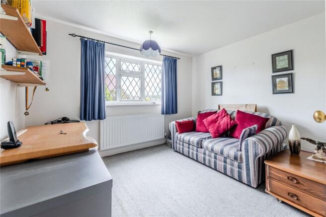 4 bed Detached for sale Image 10