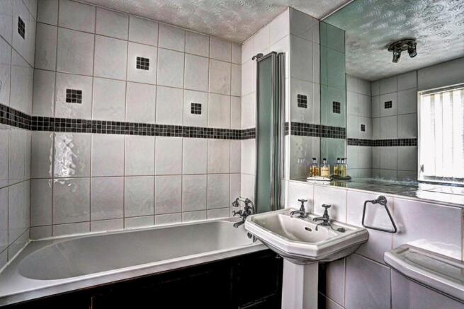 Family bathroom