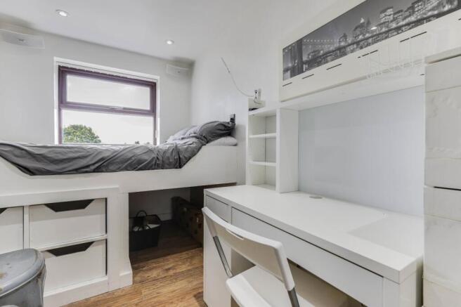1 bed Flat for sale Image 5