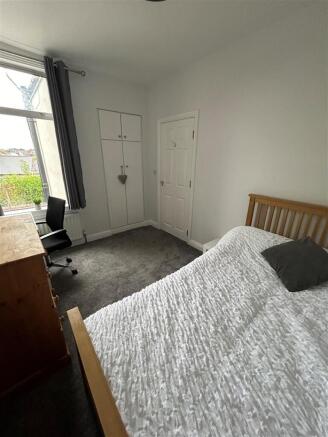 bedroom17.jpg