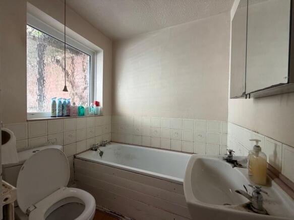 4 bed End of Terrace for sale Image 12