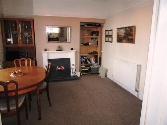 SITTING ROOM