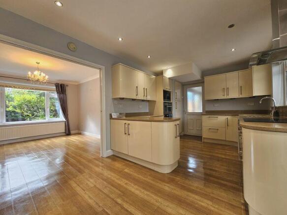 Kitchen into Lounge