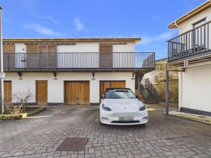 Malpass Drive, Hanham, Bristol, BS15 3FN