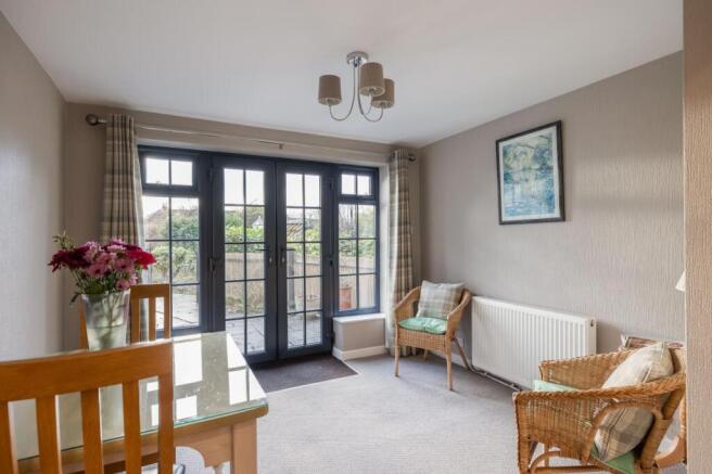 4 bed Cottage for sale Image 10