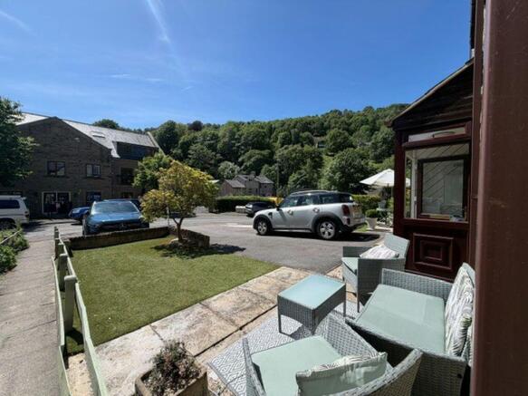 3 bed Semi-Detached for sale Image 6