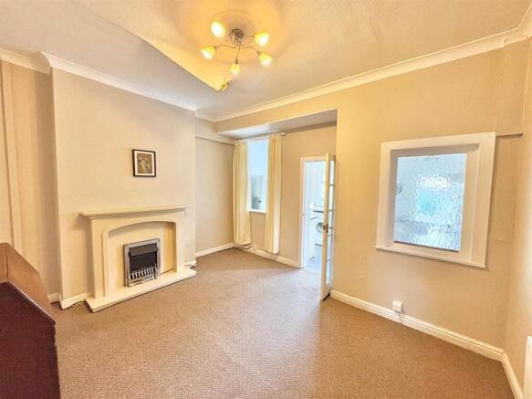 Dining Room.jpg