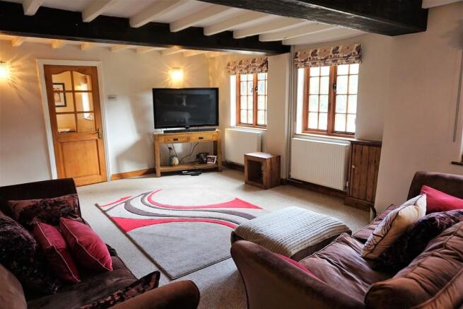 Lounge 3
