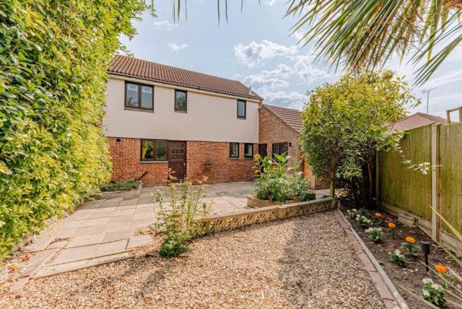 Rear Garden (3)