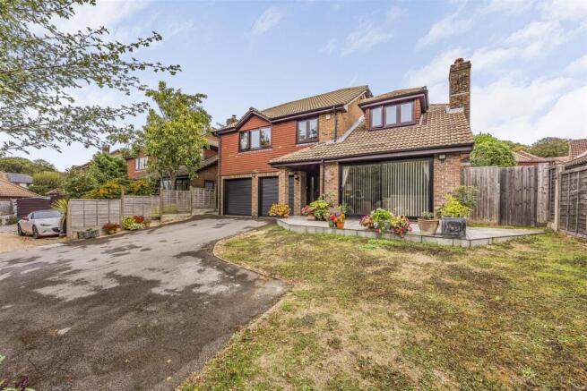2 Woodland View, Horndean-PorticoMarketing-SoldBy-