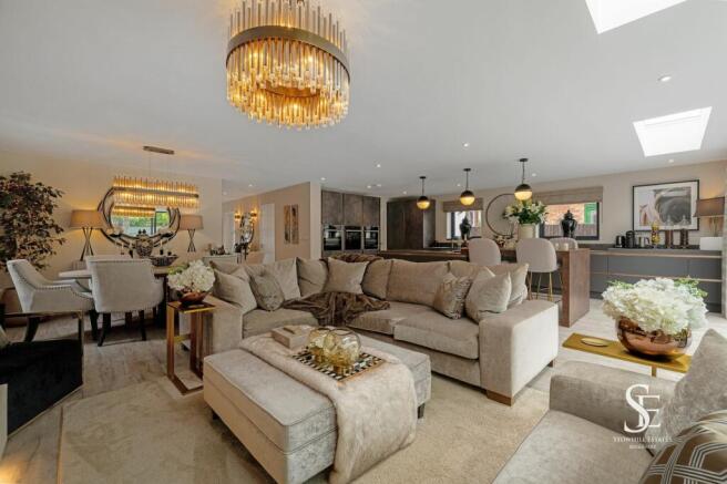 Open-plan Living / Kitchen / Dining area