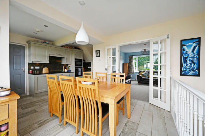 4 bed Detached for sale Image 10