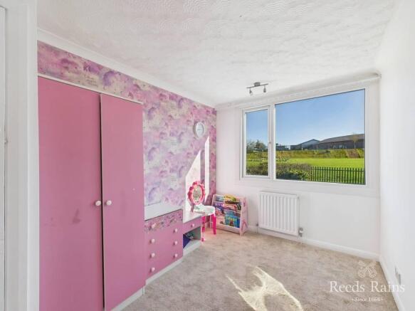 3 bed Semi-Detached for sale Image 10