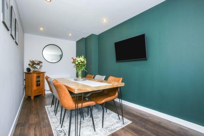 Dining Room/Bedroom