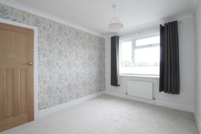 10OA - Bedroom one 1.jpg