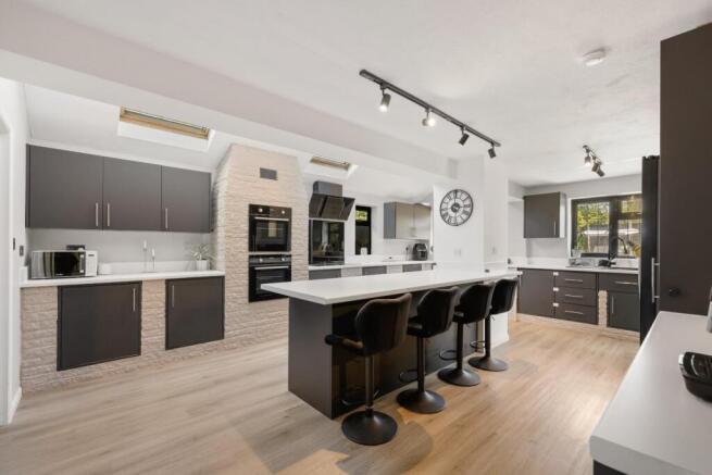 Kitchen/Dining