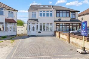 44, Seabrook Gardens, Romford RM7 0EU