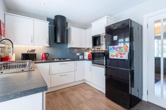 KITCHEN AGAIN
