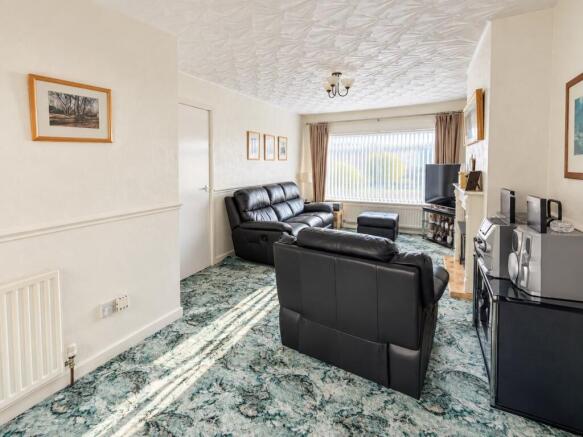 Middlebrook Crescent, Bradford photo 4