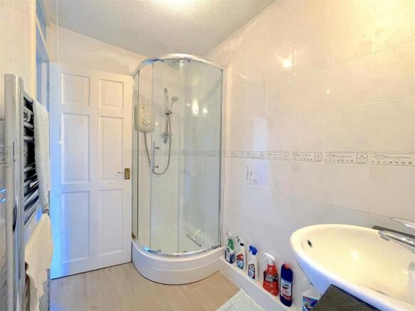 Bathroom (2).jpeg