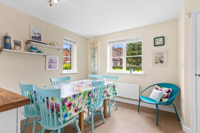 3 bed Detached for sale Image 6
