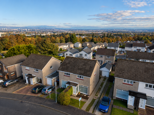 Kirkhill Gardens, Glasgow, G72 photo 2