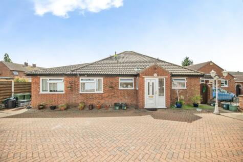 Churnwood Close, Colchester