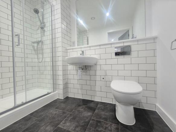 1 bed Apartment to rent Image 4