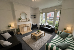 25, Manor Terrace, Headingley, Leeds LS6 1BU