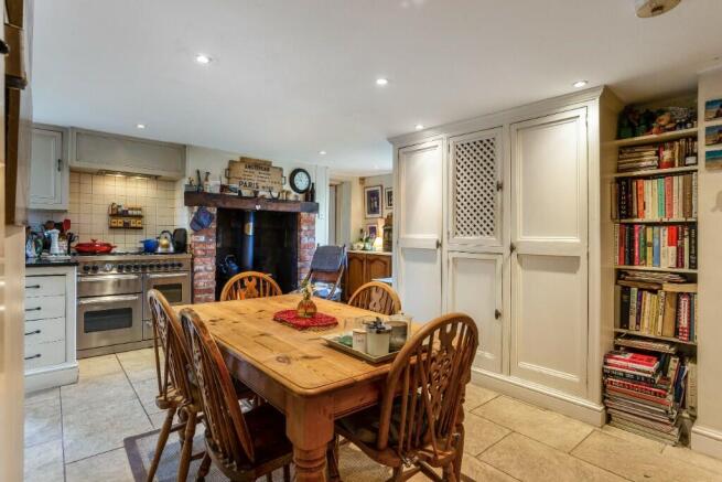 Bath Road, Hungerford, Berkshire, RG17 0HE. photo 5