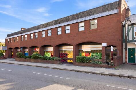 Victoria Street, St. Albans, Hertfordshire, AL1