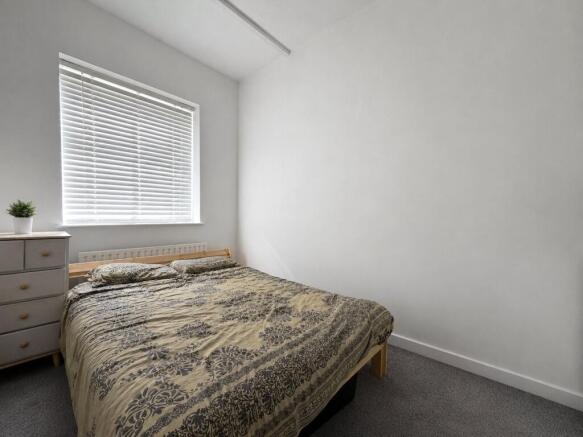 2 bed Terraced for sale Image 6
