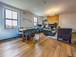 97b, High Street Mews, London SW19 7RG