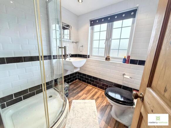 4 bed Terraced for sale Image 12