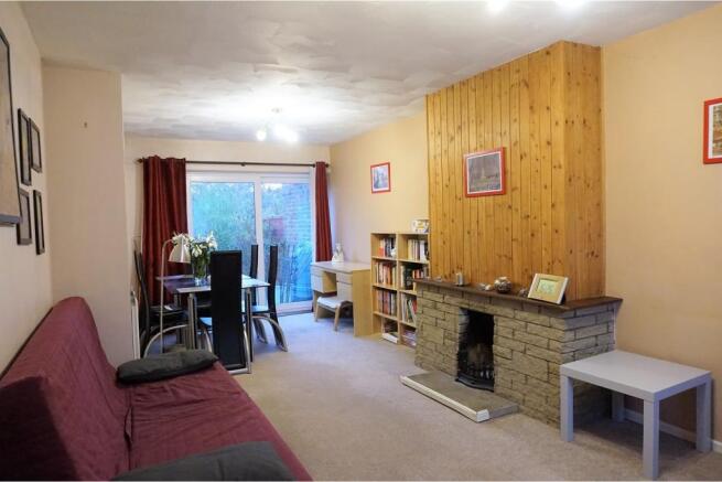 Lounge/Dining Room