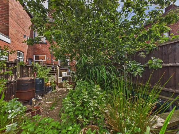 2 bed Terraced for sale Image 12