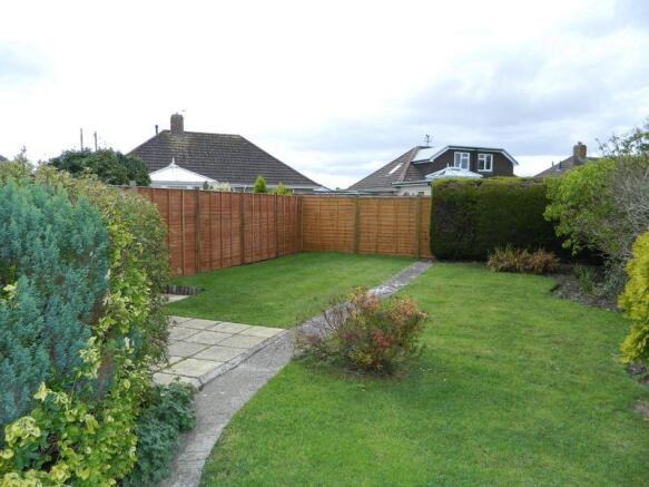 Rear garden photo 2